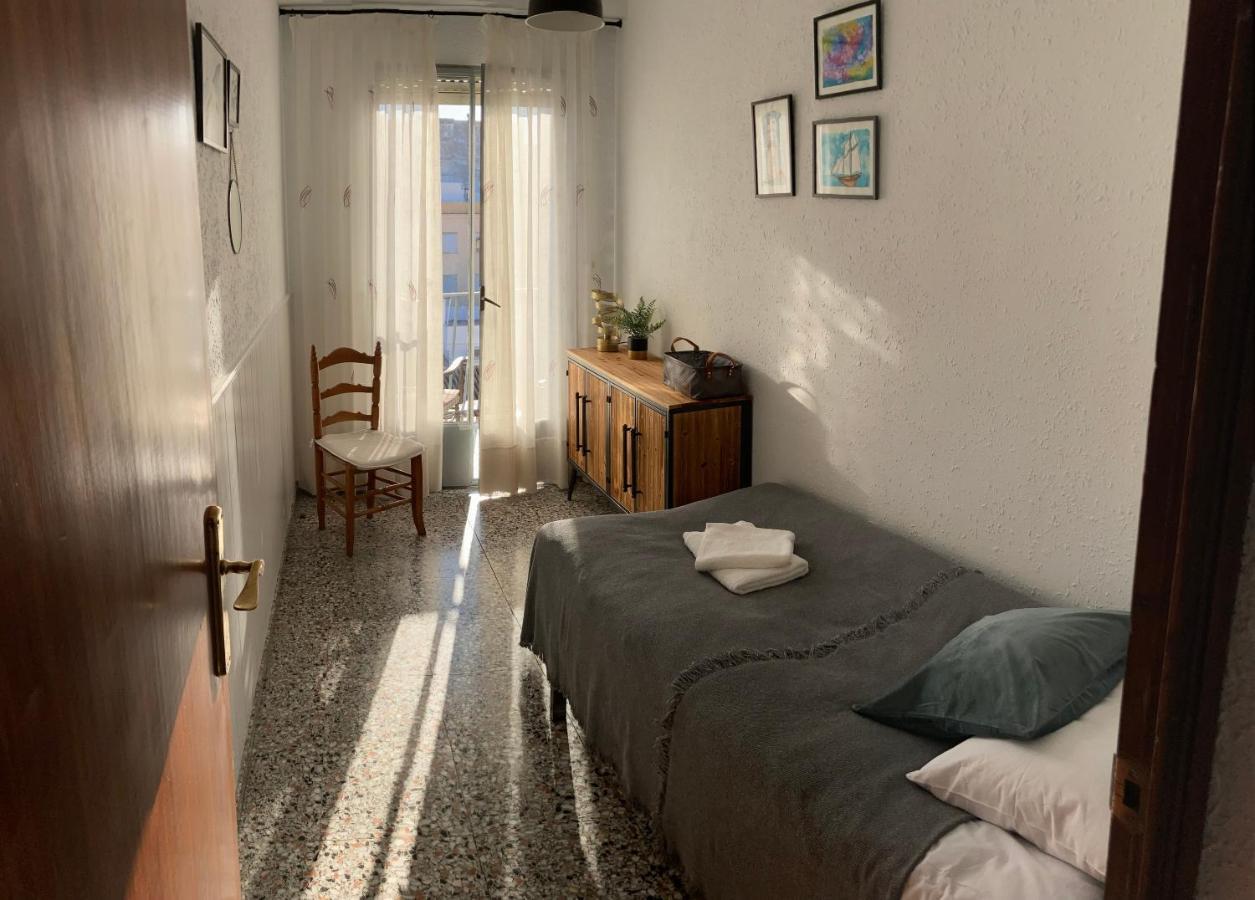 Apartamento Tres Soles Solo Familias Gandía Exterior photo
